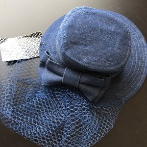 H&M denim hat hair clip NWT